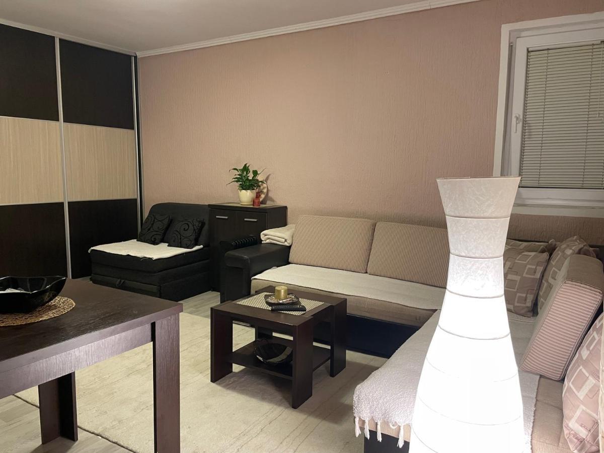 Studio Apartment For Rent In Budua Esterno foto