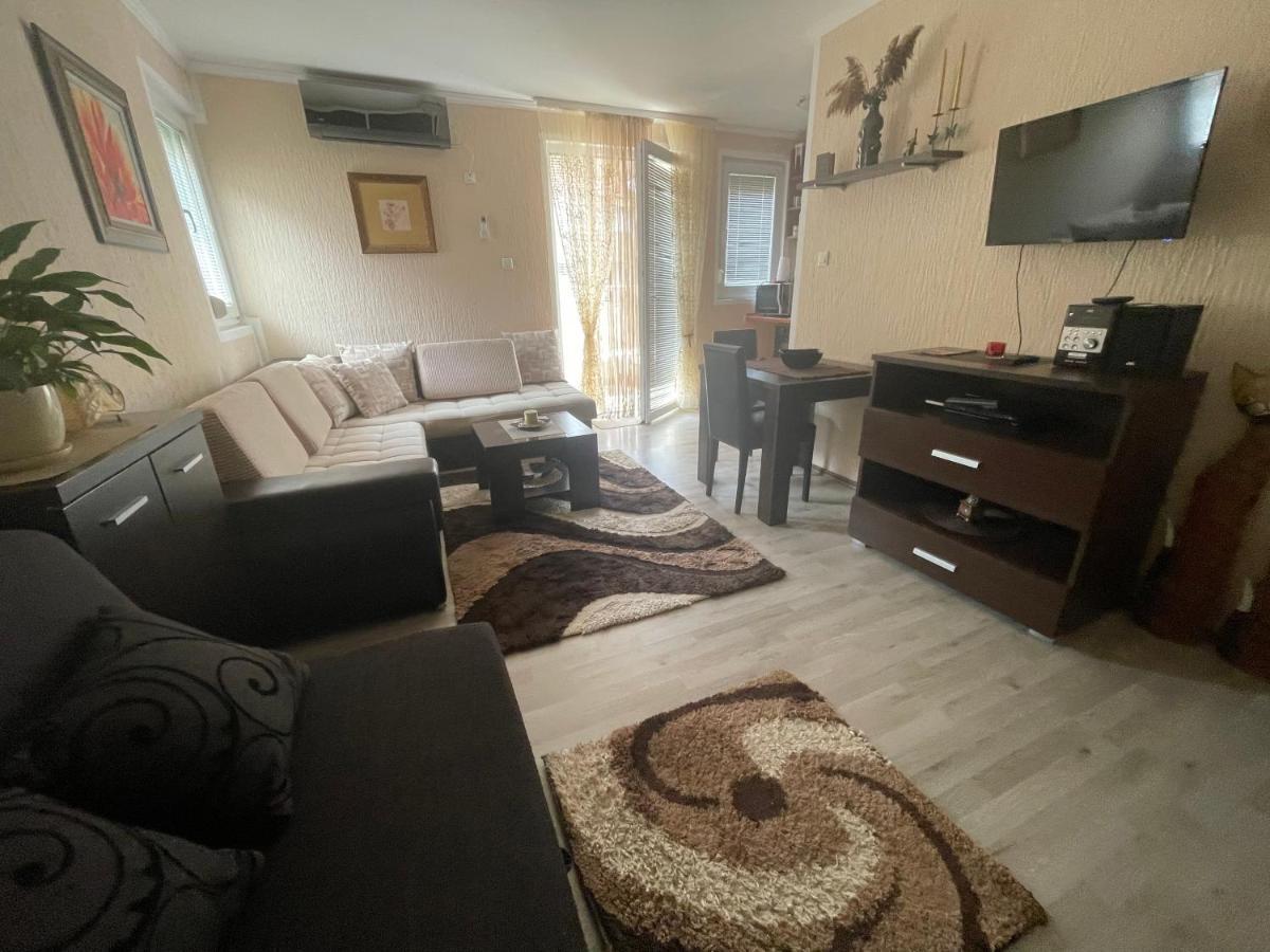 Studio Apartment For Rent In Budua Esterno foto