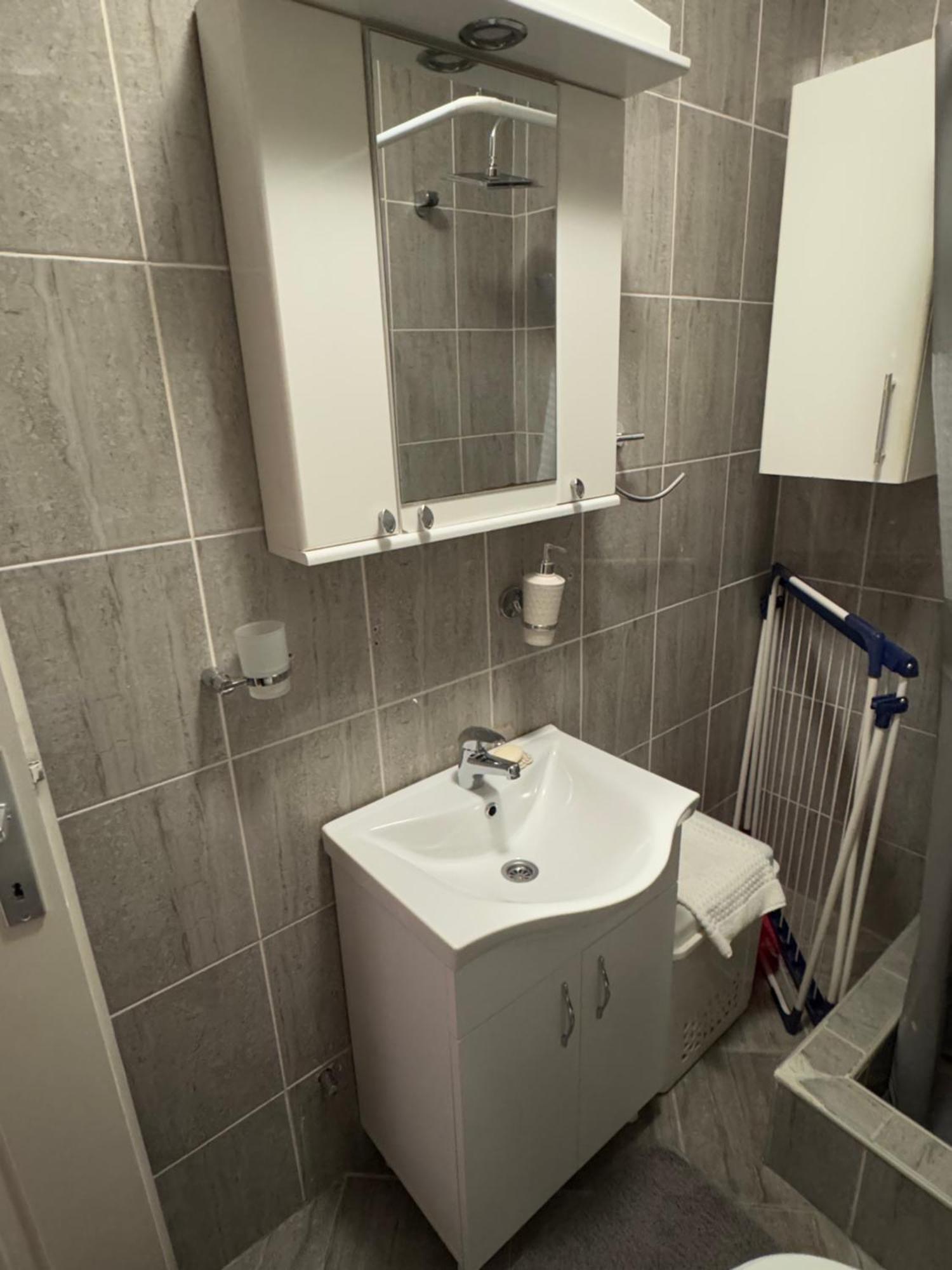 Studio Apartment For Rent In Budua Esterno foto